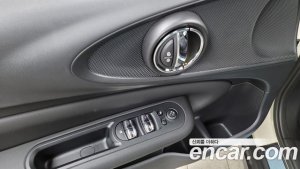 Mini Clubman DEFAULT 2021 года из Южной Кореи