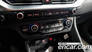 Kia Niro 1.6 HEV 2020 года из Южной Кореи