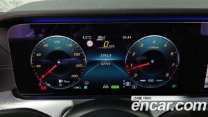 Mercedes-Benz E-Class E350 4MATIC Avantgarde 2021 года из Южной Кореи
