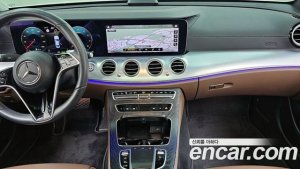 Mercedes-Benz E-Class E350 4MATIC Avantgarde 2021 года из Южной Кореи