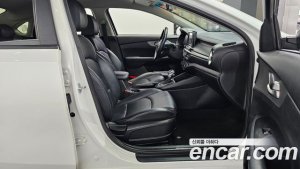 Kia K3 Standard 2021 года из Южной Кореи