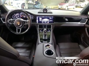 Porsche Panamera 3.0 AWD Executive 2020 года из Южной Кореи