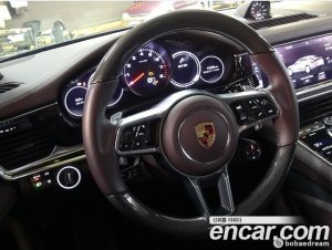 Porsche Panamera 3.0 AWD Executive 2020 года из Южной Кореи
