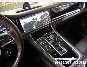 Porsche Panamera 3.0 AWD Executive 2020 года из Южной Кореи
