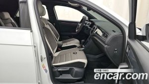 Volkswagen T-Roc 2.0 TDI Premium 2021 года из Южной Кореи