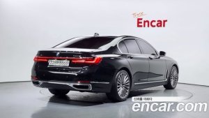 BMW 7-Series 730d xDrive Design Pure Excellence 2020 года из Южной Кореи