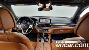 BMW 7-Series 730d xDrive Design Pure Excellence 2020 года из Южной Кореи