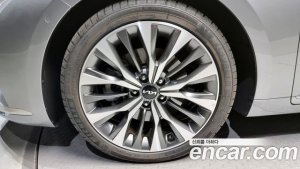 Kia K8 2.5 Бензин 2WD 2022 года из Южной Кореи