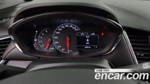 ChevroletGMDaewoo Trax 1.6 Дизель Premium 2020 года из Южной Кореи