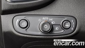 ChevroletGMDaewoo Trax 1.6 Дизель Premium 2020 года из Южной Кореи