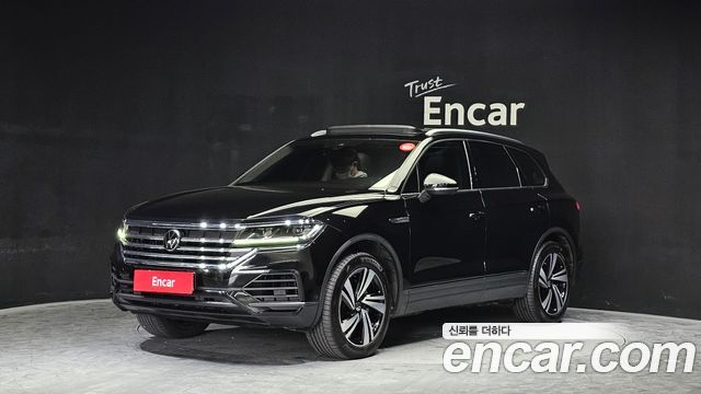 Volkswagen Touareg 3.0 TDI Premium 2021 года из Кореи