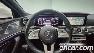 Mercedes-Benz CLS-Class CLS300d AMG Line 2020 года из Южной Кореи