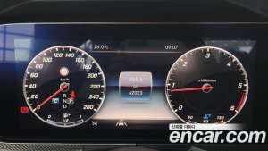 Mercedes-Benz CLS-Class CLS300d AMG Line 2020 года из Южной Кореи