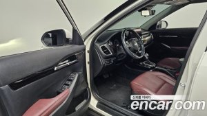 Kia Seltos Бензин 1.6 Turbo 2WD 2021 года из Южной Кореи
