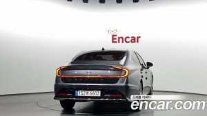 Hyundai Sonata 2.0 2022 года из Южной Кореи