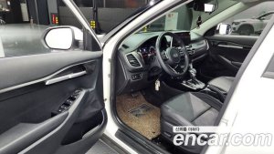 Kia Seltos Бензин 1.6 Turbo 2WD 2022 года из Южной Кореи