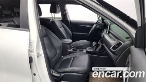 Kia Seltos Бензин 1.6 Turbo 2WD 2022 года из Южной Кореи