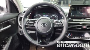 Kia Seltos Бензин 1.6 Turbo 2WD 2022 года из Южной Кореи