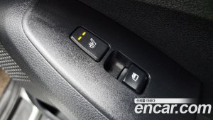 Kia Seltos Бензин 1.6 Turbo 2WD 2022 года из Южной Кореи