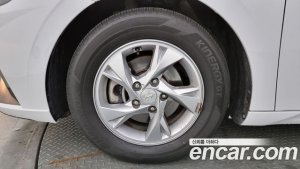 Hyundai AVANTE 1.6 2021 года из Южной Кореи