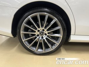 Mercedes-Benz E-Class E350 4MATIC AMG Line 2021 года из Южной Кореи