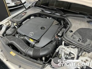Mercedes-Benz E-Class E350 4MATIC AMG Line 2021 года из Южной Кореи