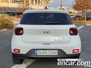 Hyundai Venue 1.6 Flux 2020 года из Южной Кореи