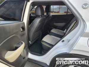 Hyundai Venue 1.6 Flux 2020 года из Южной Кореи