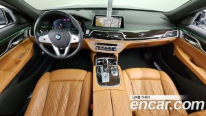 BMW 7-Series 730Ld xDrive Design Pure Excellence 2020 года из Южной Кореи