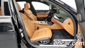 BMW 7-Series 730Ld xDrive Design Pure Excellence 2020 года из Южной Кореи