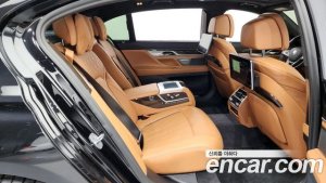 BMW 7-Series 730Ld xDrive Design Pure Excellence 2020 года из Южной Кореи