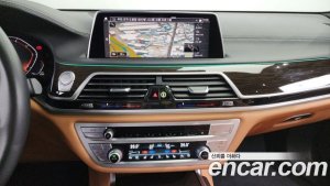 BMW 7-Series 730Ld xDrive Design Pure Excellence 2020 года из Южной Кореи