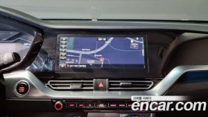 Kia Niro 1.6 HEV 2020 года из Южной Кореи