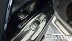 Kia Niro 1.6 HEV 2020 года из Южной Кореи