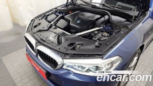 BMW 5-Series 520i M Sport 2020 года из Южной Кореи