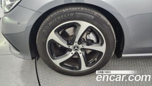 Mercedes-Benz E-Class E250 Avantgarde 2021 года из Южной Кореи
