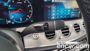 Mercedes-Benz E-Class E250 Avantgarde 2021 года из Южной Кореи