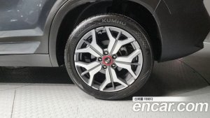 Kia Seltos Бензин 1.6 Turbo 2WD 2022 года из Южной Кореи
