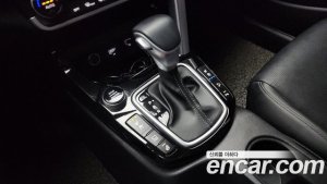 Kia Seltos Бензин 1.6 Turbo 2WD 2022 года из Южной Кореи