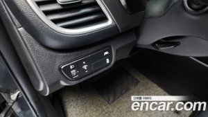 Kia Seltos Бензин 1.6 Turbo 2WD 2022 года из Южной Кореи