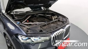 BMW X7 xDrive 40i M Sport 6인승 2020 года из Южной Кореи