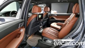 BMW X7 xDrive 40i M Sport 6인승 2020 года из Южной Кореи