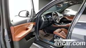 BMW X7 xDrive 40i M Sport 6인승 2020 года из Южной Кореи