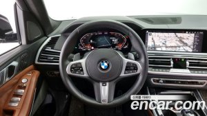 BMW X7 xDrive 40i M Sport 6인승 2020 года из Южной Кореи