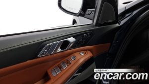 BMW X7 xDrive 40i M Sport 6인승 2020 года из Южной Кореи