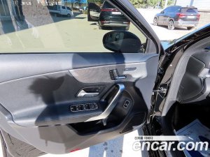 Mercedes-Benz A-Class A220 SEDAN 2021 года из Южной Кореи