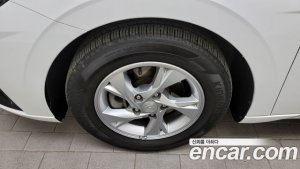 Hyundai AVANTE 1.6 2021 года из Южной Кореи