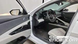 Hyundai AVANTE 1.6 2021 года из Южной Кореи