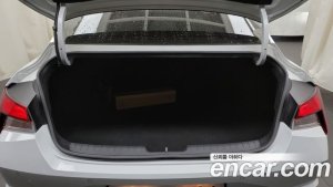 Hyundai AVANTE 1.6 2021 года из Южной Кореи