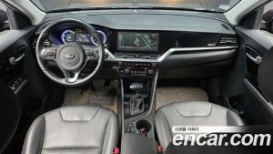 Kia Niro 1.6 HEV 2020 года из Южной Кореи